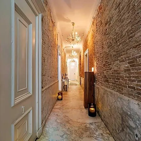 1635 Hotel