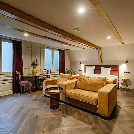 Hotel 1635 4*