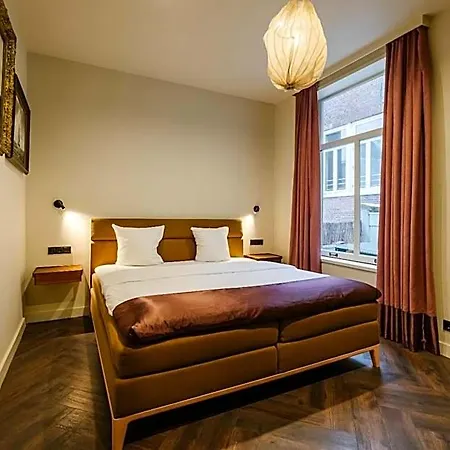 1635 Hotel Haarlem