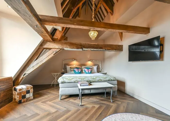 Hotel 1635 호텔 하를렘