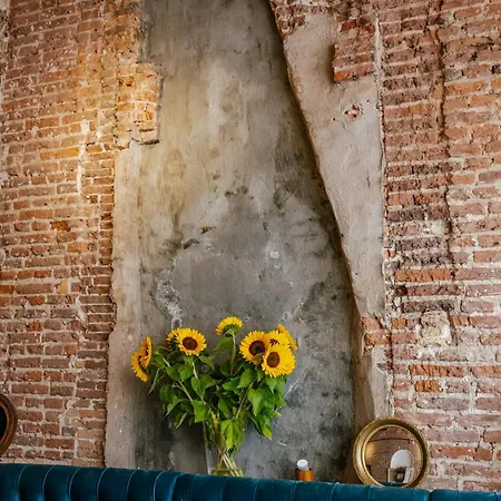 Hotel 1635