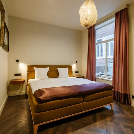 Hotel 1635 4*